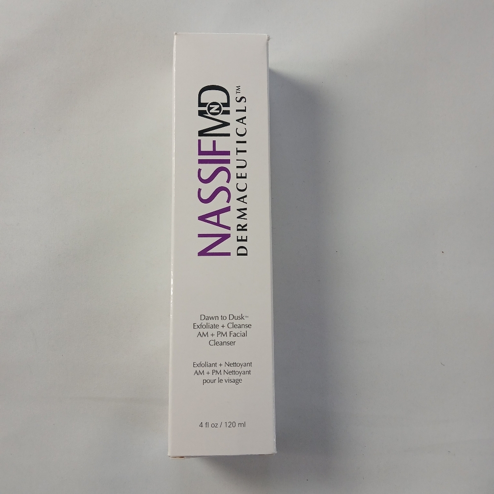 New NassifMD Dawn To Dusk Exfoliate Cleanse AM PM Facial Cleanser